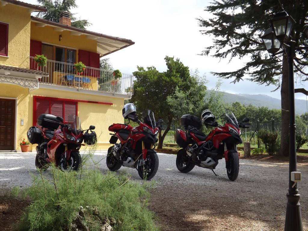 B&B Il Pizzagiallo Massa Martana Luaran gambar